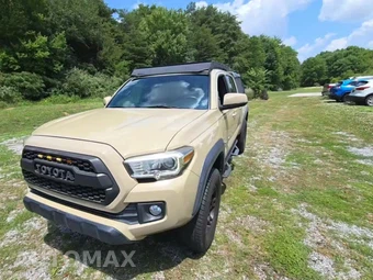 2016 Toyota Tacoma TRD Off-Road Crew Cab Medium Bed