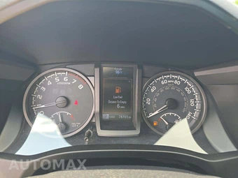 2016 Toyota Tacoma TRD Off-Road Crew Cab Medium Bed - miniatura 6