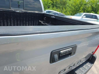 2016 Toyota Tacoma TRD Off-Road Crew Cab Medium Bed - miniatura 28