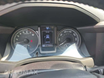 2016 Toyota Tacoma TRD Off-Road Crew Cab Medium Bed - miniatura 6