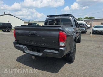 2016 Toyota Tacoma TRD Off-Road Crew Cab Medium Bed - miniatura 3