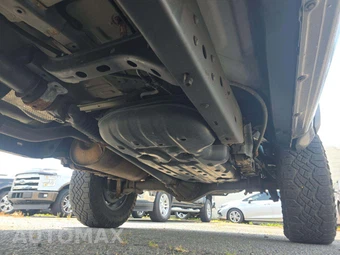 2016 Toyota Tacoma TRD Off-Road Crew Cab Medium Bed - miniatura 7
