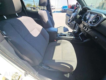 2016 Toyota Tacoma TRD Sport Crew Cab Long Bed - miniatura 18
