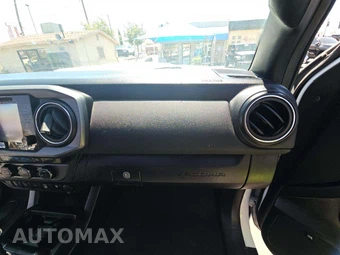 2016 Toyota Tacoma TRD Sport Crew Cab Long Bed - miniatura 19