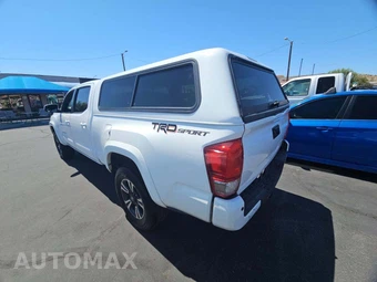 2016 Toyota Tacoma TRD Sport Crew Cab Long Bed - miniatura 2