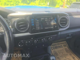 2016 Toyota Tacoma TRD Sport Crew Cab Long Bed - miniatura 10