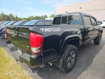 2016 Toyota Tacoma TRD Sport Crew Cab Long Bed - miniatura 3