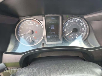2016 Toyota Tacoma TRD Sport Crew Cab Medium Bed - miniatura 6