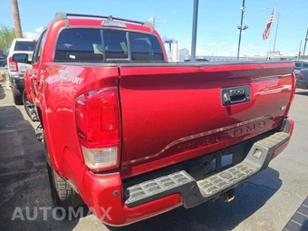 2016 Toyota Tacoma TRD Sport Crew Cab Medium Bed - miniatura 2