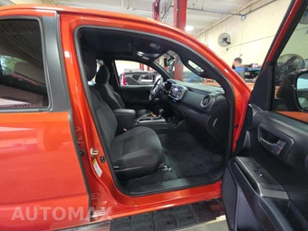 2016 Toyota Tacoma TRD Sport Crew Cab Medium Bed - miniatura 18