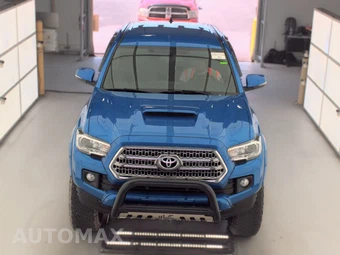2016 Toyota Tacoma TRD Sport Crew Cab Medium Bed - miniatura 2