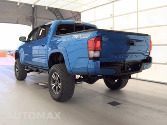 2016 Toyota Tacoma TRD Sport Crew Cab Medium Bed - miniatura 6