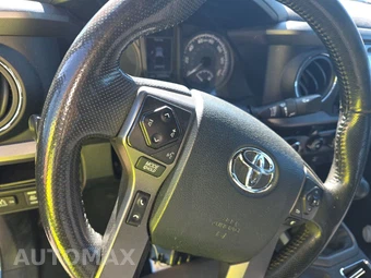2016 Toyota Tacoma TRD Sport Crew Cab Medium Bed - miniatura 10