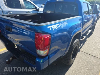 2016 Toyota Tacoma TRD Sport Crew Cab Medium Bed - miniatura 4