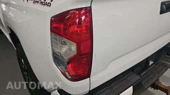 2016 Toyota Tundra 1794 Edition Crew Cab Short Bed - miniatura 25
