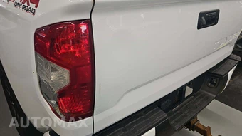 2016 Toyota Tundra 1794 Edition Crew Cab Short Bed - miniatura 45
