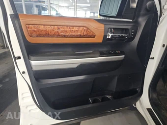 2016 Toyota Tundra 1794 Edition Crew Cab Short Bed - miniatura 9