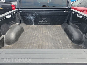 2016 Toyota Tundra 1794 Edition Crew Cab Short Bed - miniatura 16