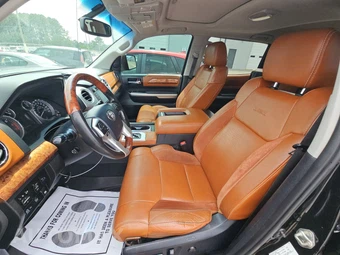 2016 Toyota Tundra 1794 Edition Crew Cab Short Bed - miniatura 7