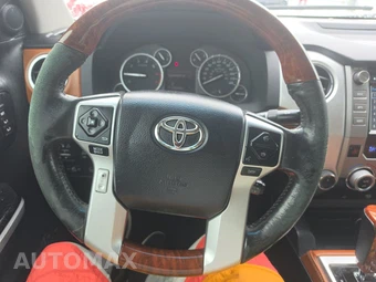 2016 Toyota Tundra 1794 Edition Crew Cab Short Bed - miniatura 10