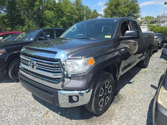 2016 Toyota Tundra SR5 Extended Cab Medium Bed