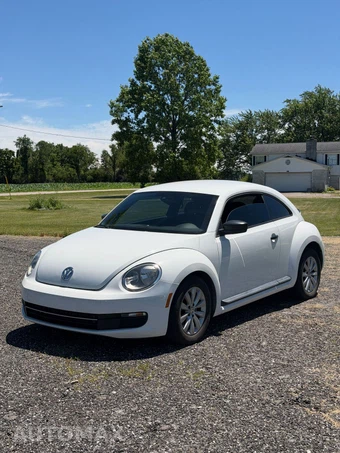 2016 Volkswagen Beetle 1.8T S Hatchback - car from the USA, Manheim Buy-Now listing at AUTOMAX