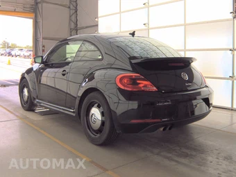 2016 Volkswagen Beetle 1.8T SE Hatchback – miniatura 6