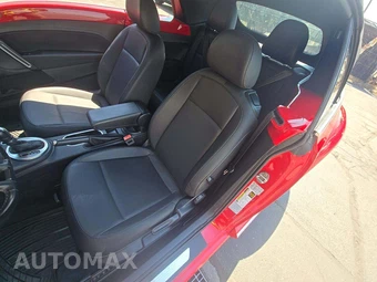 2016 Volkswagen Beetle Convertible 1.8T S - miniatura 6