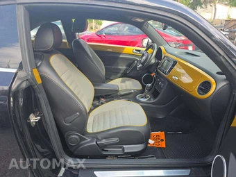 2016 Volkswagen Beetle Dune Hatchback – miniatura 18