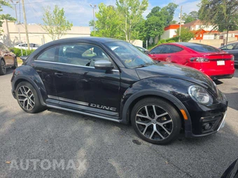 2016 Volkswagen Beetle Dune Hatchback – miniatura 4