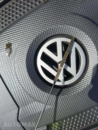 2016 Volkswagen Beetle Wolfsburg Edition Hatchback – miniatura 28