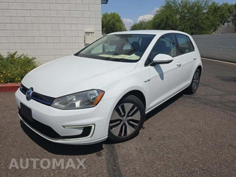 2016 Volkswagen e-Golf SE Hatchback