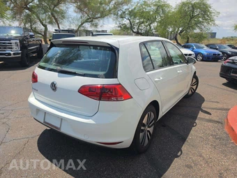 2016 Volkswagen e-Golf SE Hatchback – miniatura 3