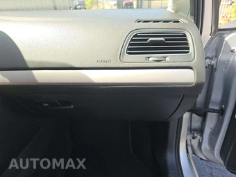 2016 Volkswagen e-Golf SE Hatchback – miniatura 17