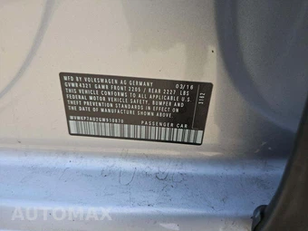 2016 Volkswagen e-Golf SE Hatchback – miniatura 2
