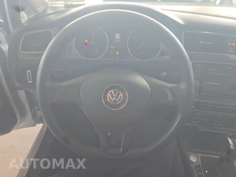 2016 Volkswagen e-Golf SE Hatchback – miniatura 10