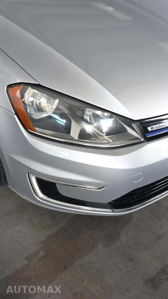 2016 Volkswagen e-Golf SE Hatchback – miniatura 39