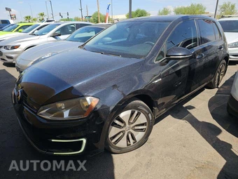 2016 Volkswagen e-Golf SE Hatchback