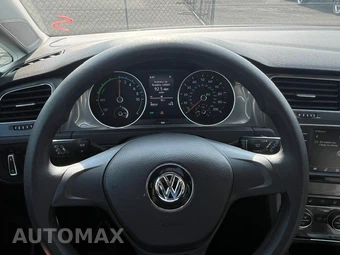 2016 Volkswagen e-Golf SE Hatchback - miniatura 20