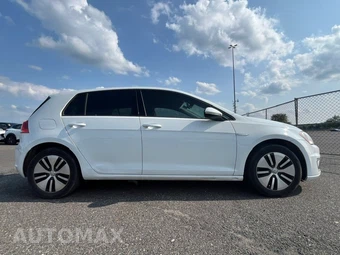 2016 Volkswagen e-Golf SE Hatchback - miniatura 4