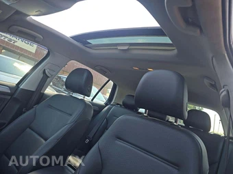 2016 Volkswagen Golf 1.8T SE Hatchback - miniatura 11