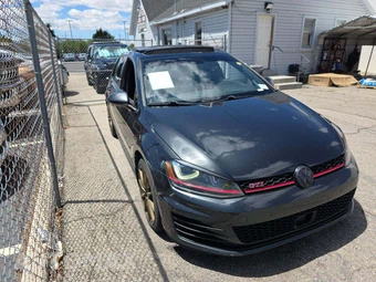 2016 Volkswagen Golf GTI Autobahn Hatchback w/Performance Pkg - miniatura 4