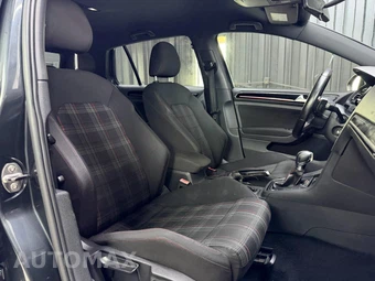 2016 Volkswagen Golf GTI S Hatchback - miniatura 19