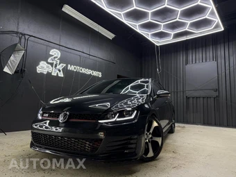 2016 Volkswagen Golf GTI S Hatchback - miniatura 2