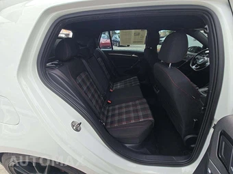 2016 Volkswagen Golf GTI S Hatchback - miniatura 13
