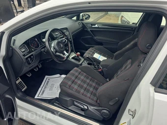 2016 Volkswagen Golf GTI S Hatchback - miniatura 13