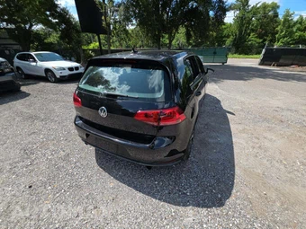 2016 Volkswagen Golf GTI SE Hatchback - miniatura 3
