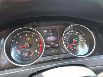 2016 Volkswagen Golf GTI SE Hatchback - miniatura 9