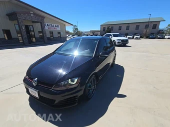 2016 Volkswagen Golf GTI SE Hatchback