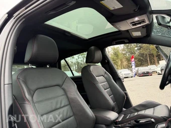 2016 Volkswagen Golf GTI SE Hatchback w/Performance Pkg - miniatura 23